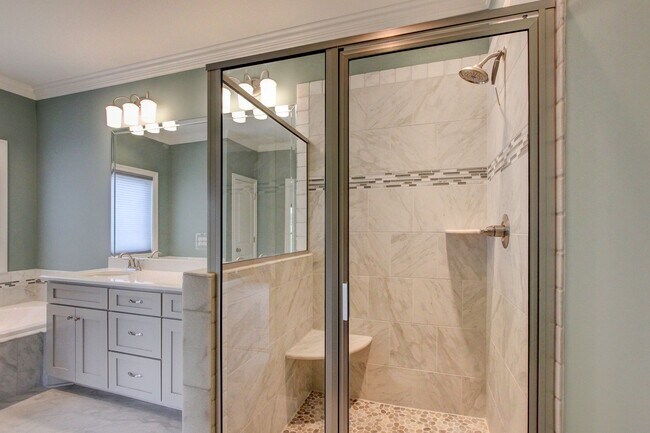 Building Photo - Custom Build in Sango.  Wow Factor