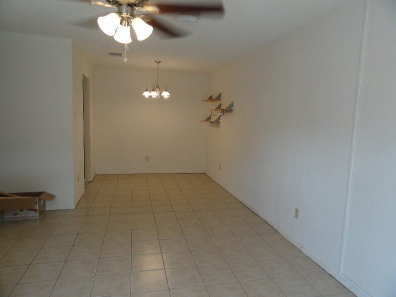 Building Photo - 9522 Pagewood Ln