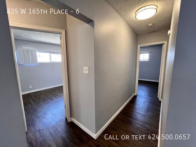 Building Photo - 835 W 165th Pl