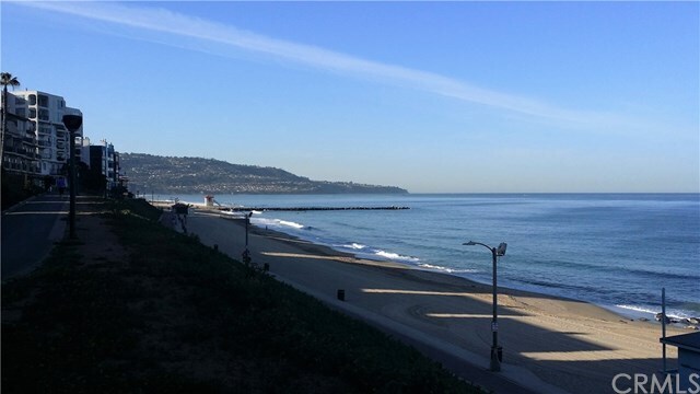 Building Photo - 323 S Broadway