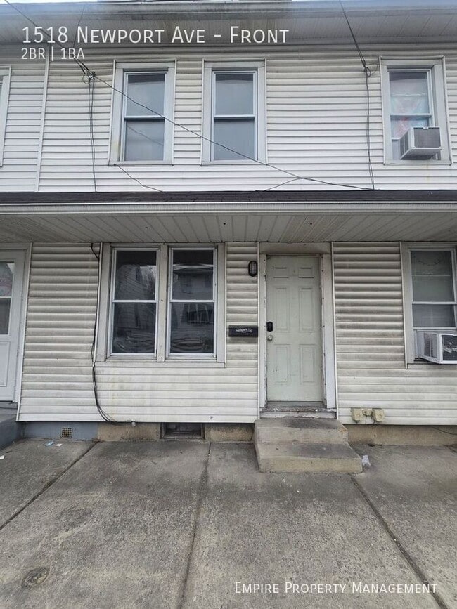 Primary Photo - 2 bed, 1 bath in Northampton