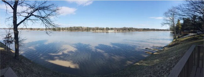 Building Photo - 3886 N West River Rd