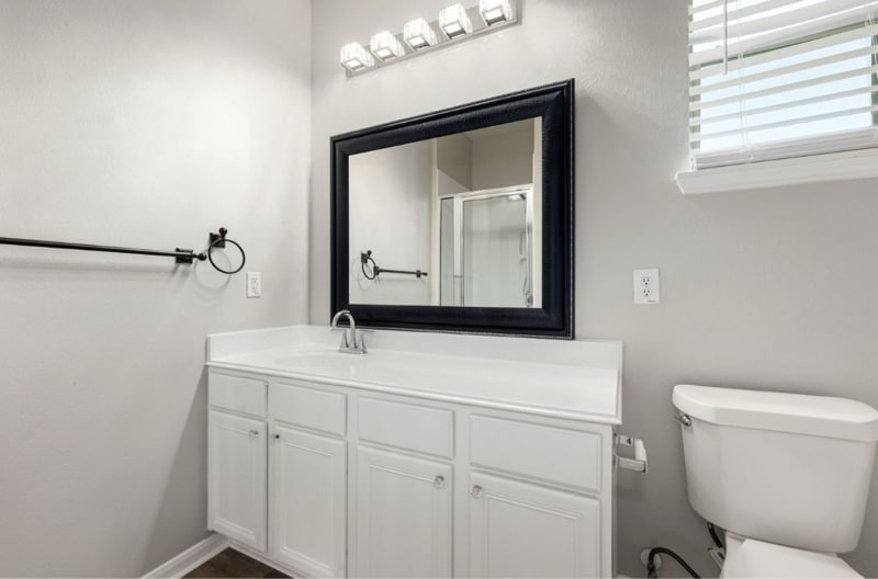 Building Photo - 4835 Montclair Hill Ln