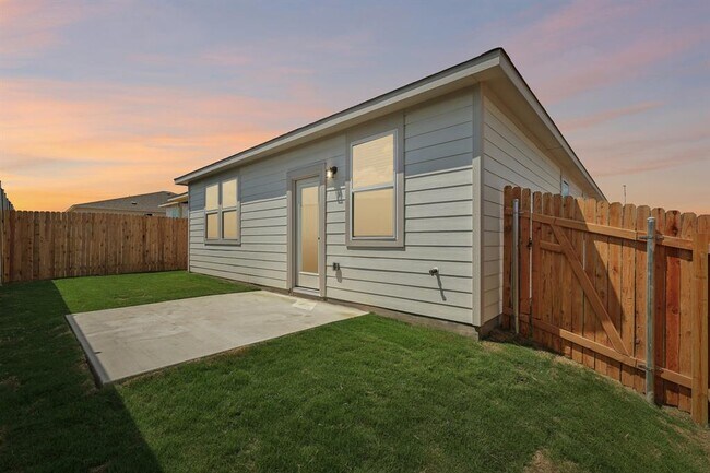 Building Photo - 125 Cutleaf