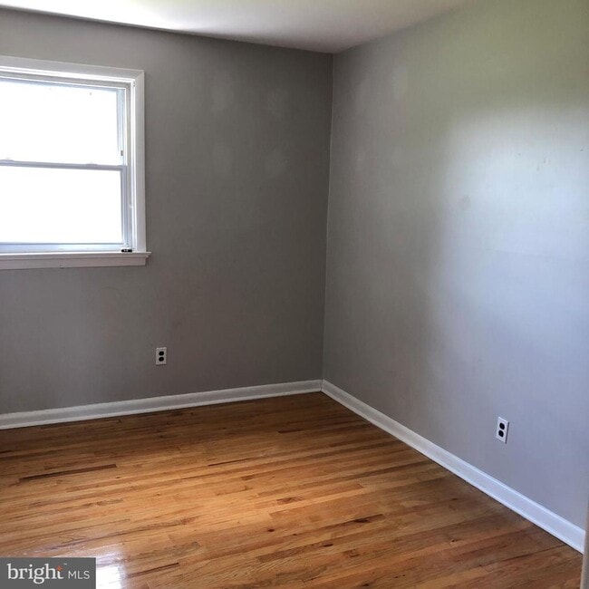 Building Photo - 3601 Nanton Pl