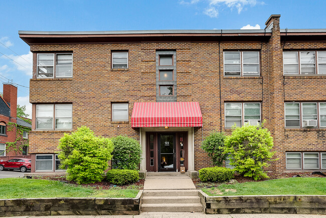 Primary Photo - 123 W 26th Street Apartments