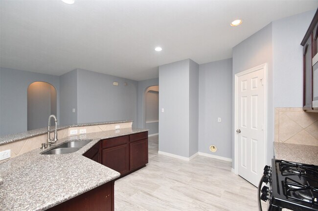 Building Photo - 3730 Rocky Ledge Ln