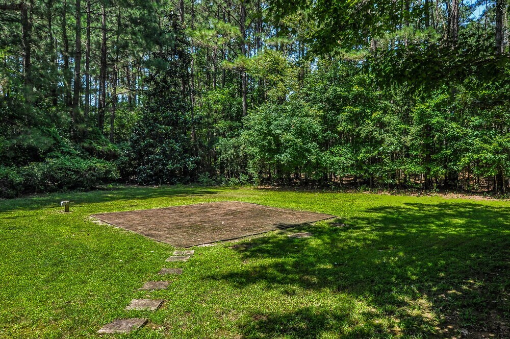 Building Photo - 1204 Cleason Ct