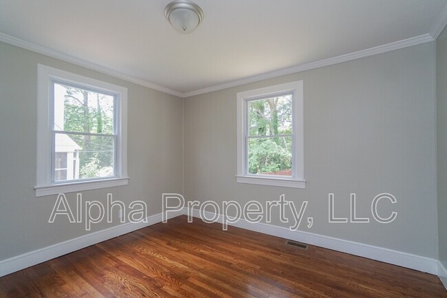 Building Photo - 107 Briarwood Rd