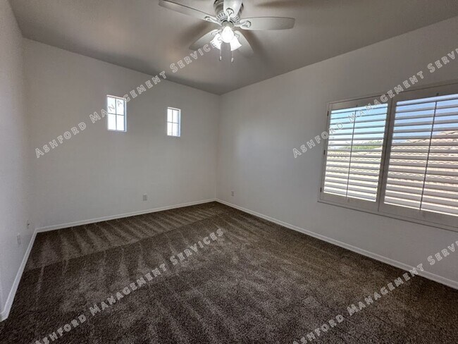 Building Photo - Beautiful 4-Bedroom, 3-Bath Home in Phoeni...