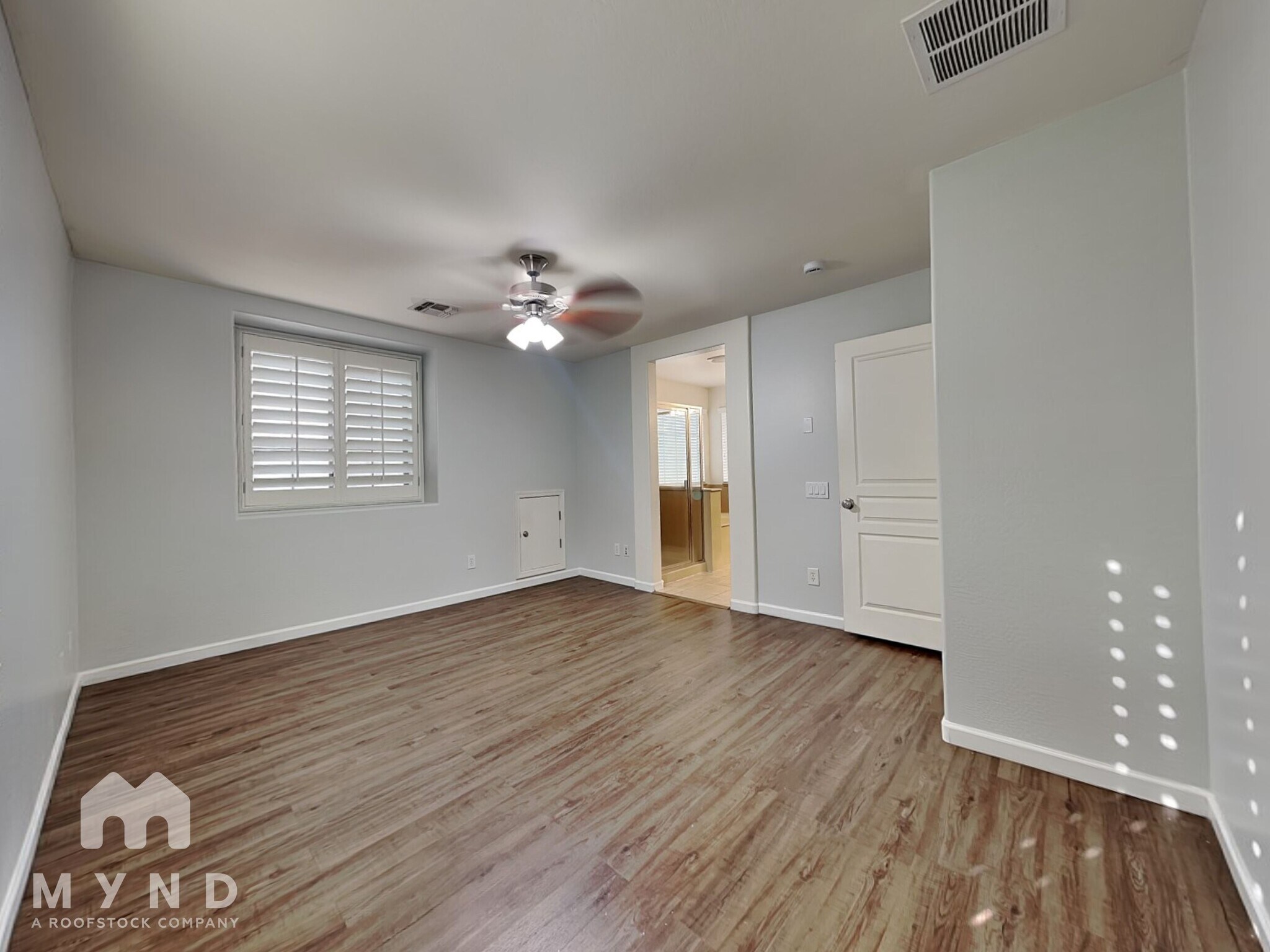 Building Photo - 17855 N 114th Dr