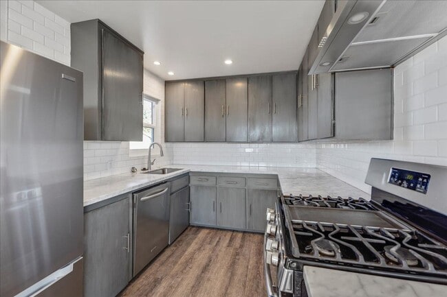 Building Photo - December MOVE IN SPECIAL $500 Off First Months Rent!