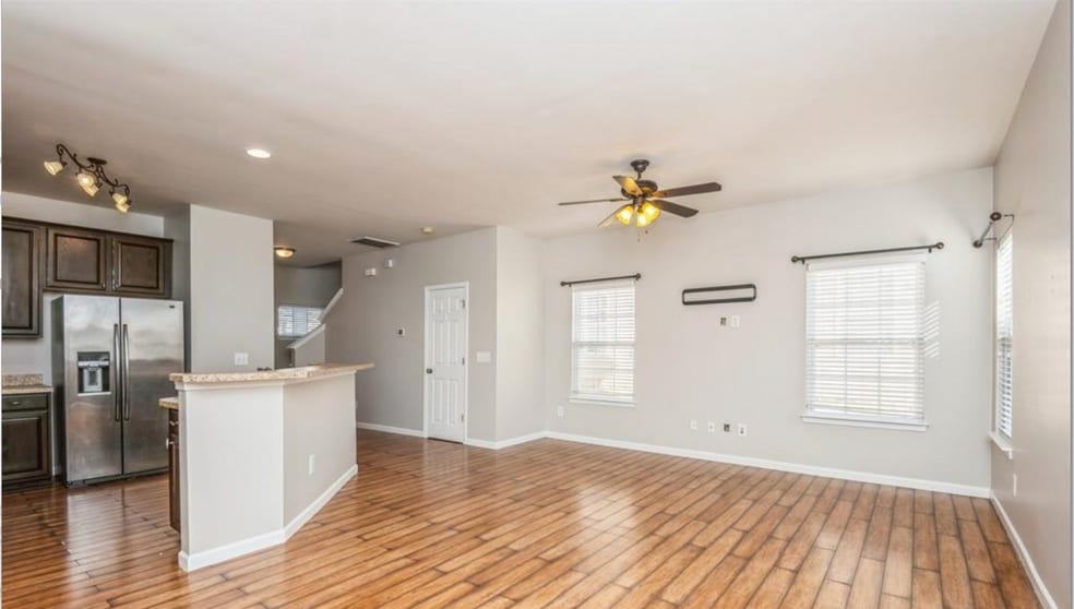 Building Photo - 2327 Crosscut Dr