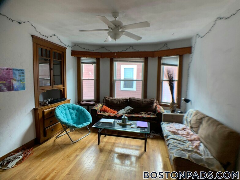 Primary Photo - 65 Frederick Ave