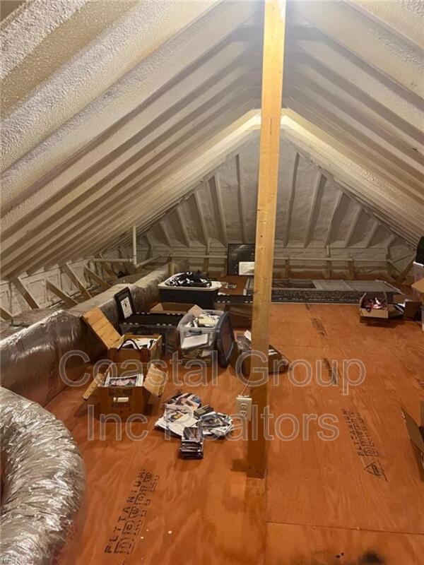 Building Photo - 9512 25th Bay St