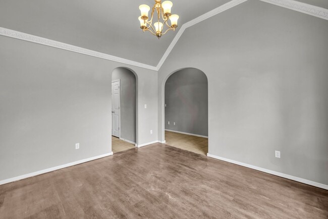 Building Photo - Welcome to this gorgeous home in the highly desirable Eddington Place neighborhood!