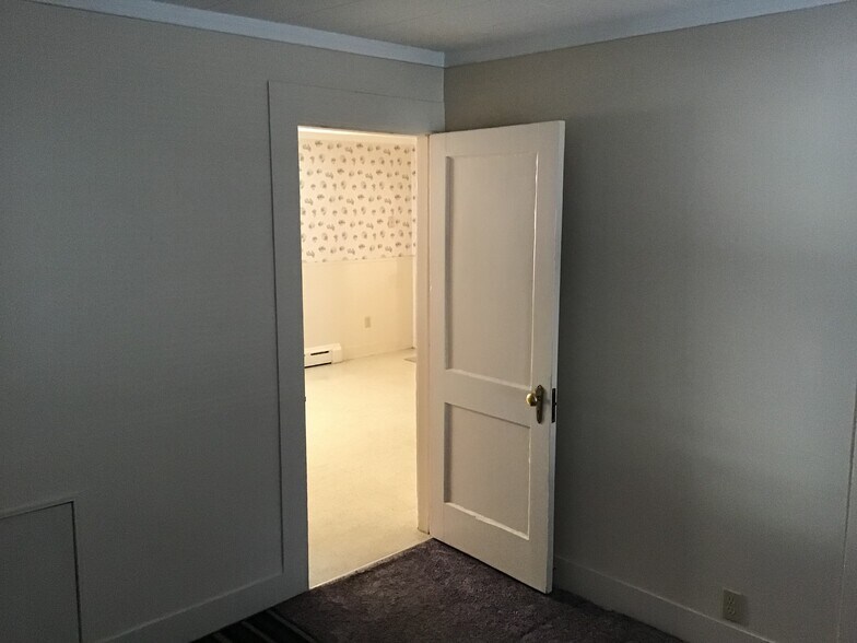 Bedroom 2 - 143 Prospect St