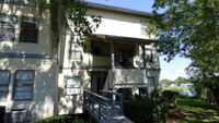 Building Photo - 2 bedroom in Jacksonville FL 32210