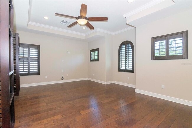 Building Photo - 4417 W Kensington Ave