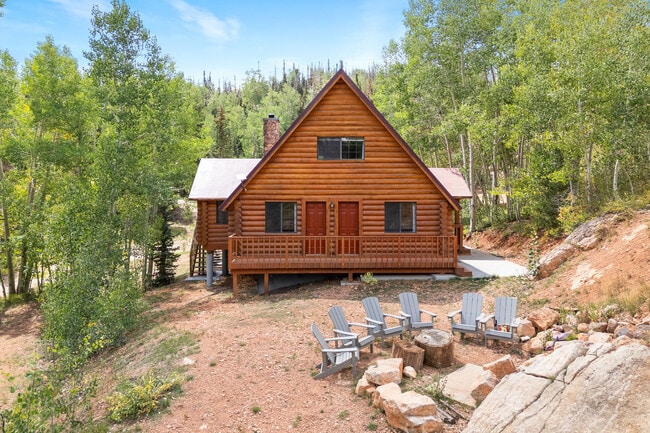 Building Photo - 656 Aspen Dr