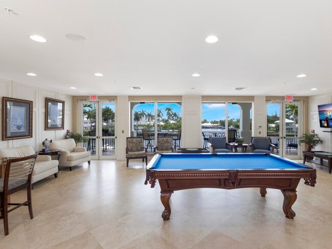 Building Photo - 3028 Waterside Cir