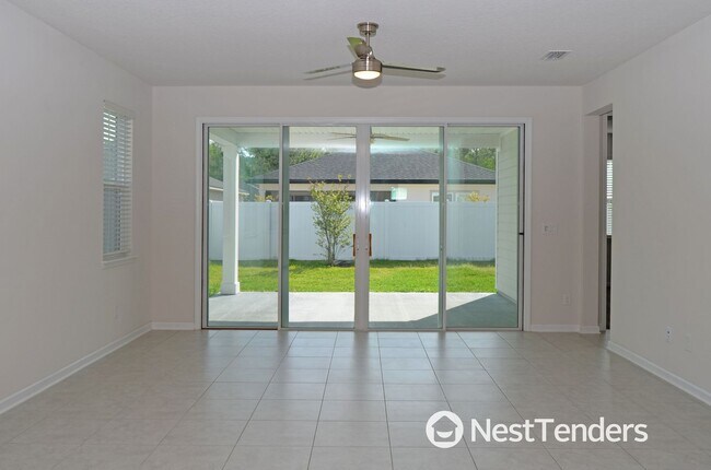 Building Photo - Like New Four Bedroom in Fernandina!