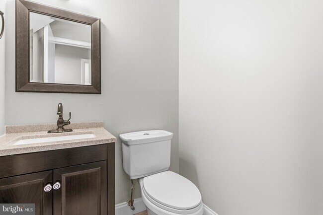 Building Photo - 6410 Blarney Stone Ct