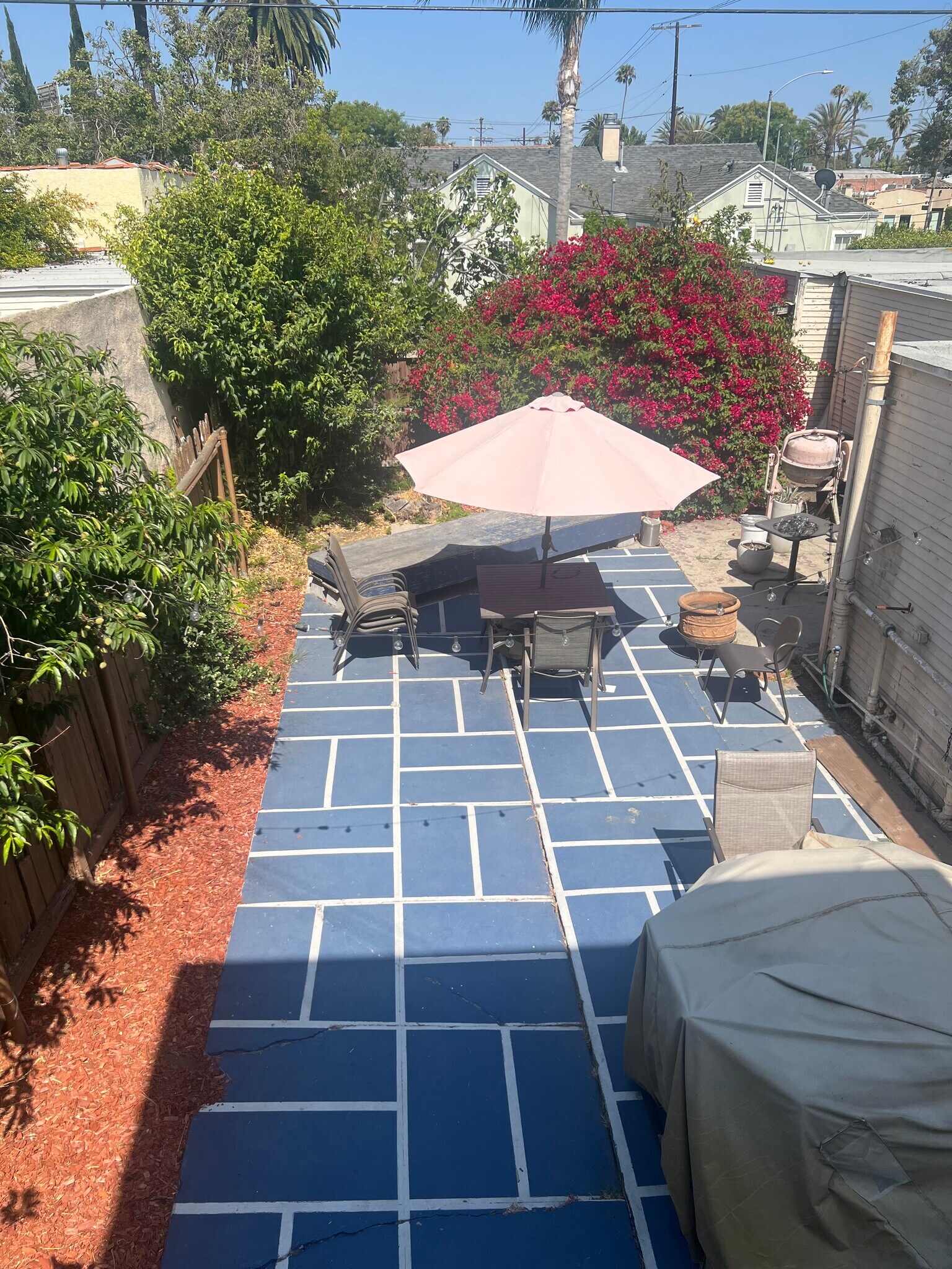 backyard - 800 N Mansfield Ave