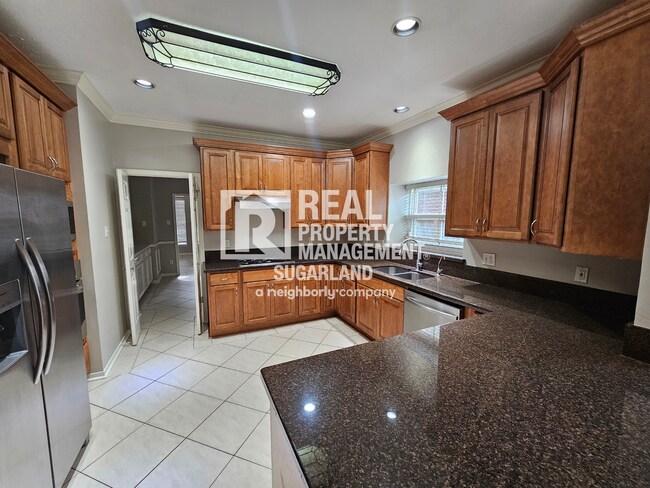 Building Photo - Elegant Living & Modern Comfort in Lexington Creek