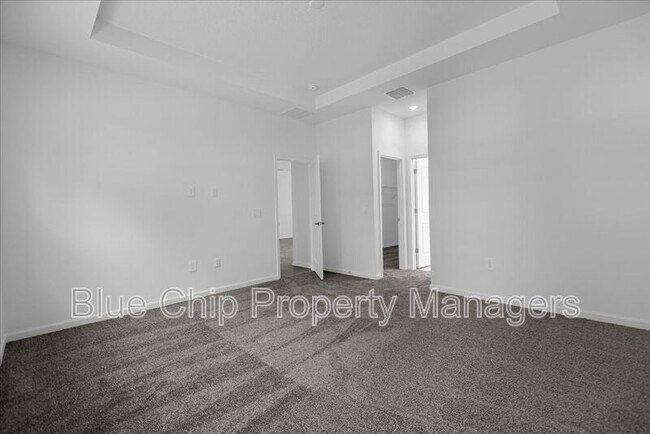 Building Photo - 3078 Country Side Dr