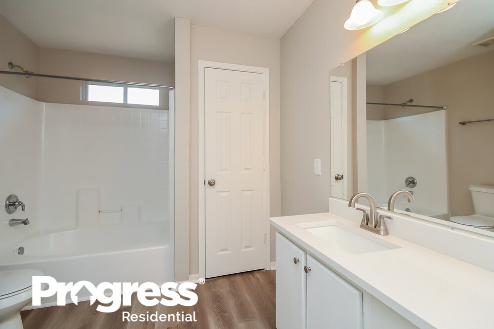 Building Photo - 3121 Centennial Village Dr