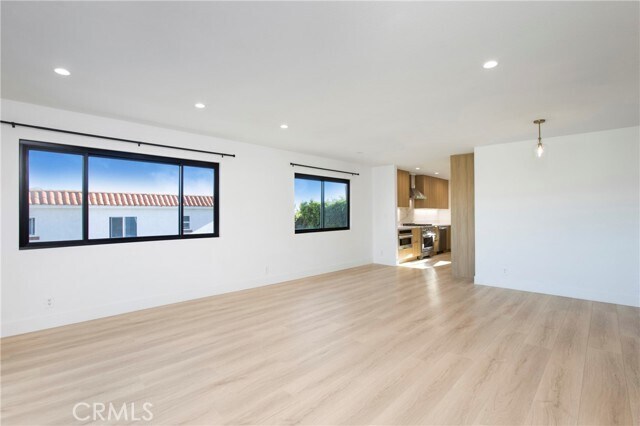 Building Photo - 33781 Silver Lantern St