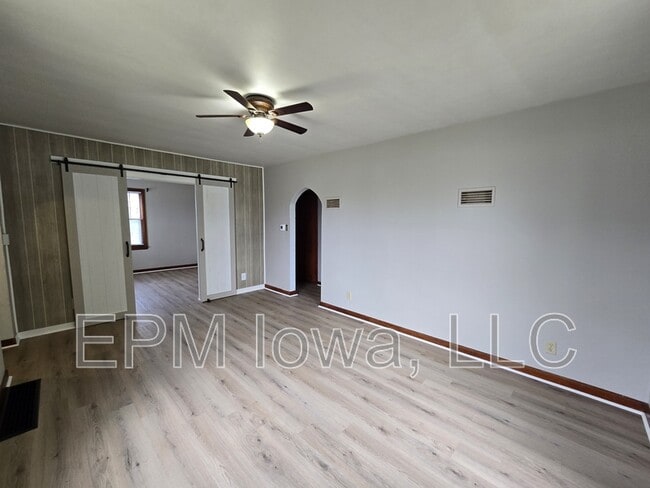 Building Photo - 1812 Logan Ave