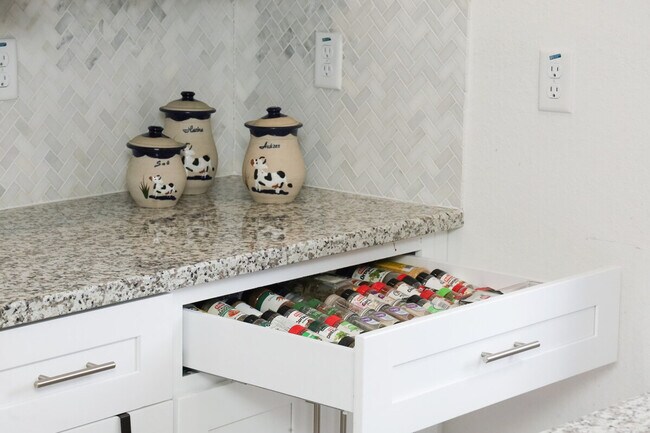 Building Photo - 14758 SW 39th Terrace