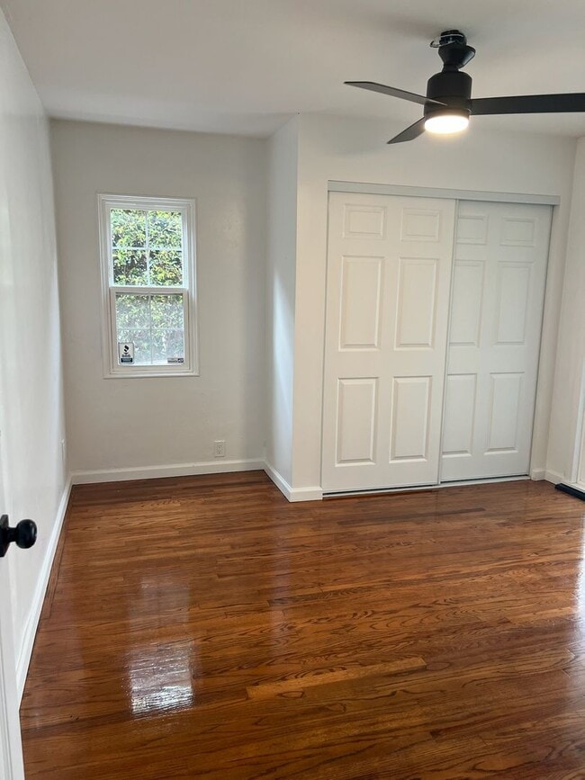 Building Photo - Chula Vista single family gem!