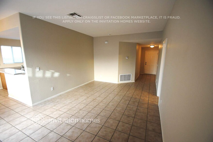 Building Photo - 7204 S 8th Way