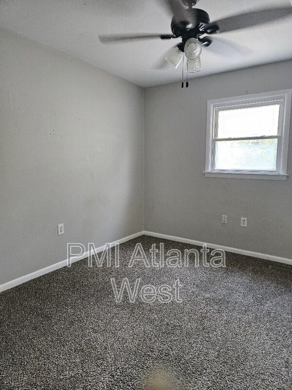 Building Photo - 405 Tracy Terrace