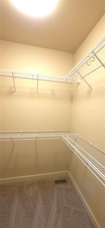 Building Photo - 606 Lakeshore Ct