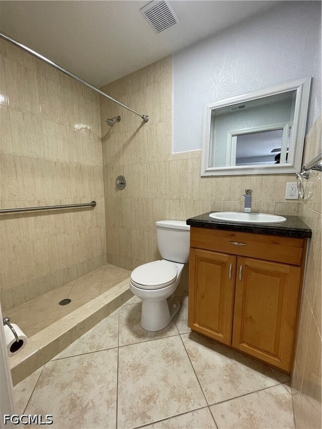 Building Photo - 4132 SW 7th Pl