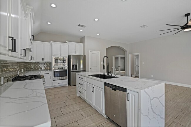 Building Photo - 1346 Mystic River Ln