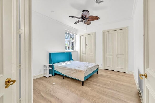 Building Photo - 6321 NW 120th Dr