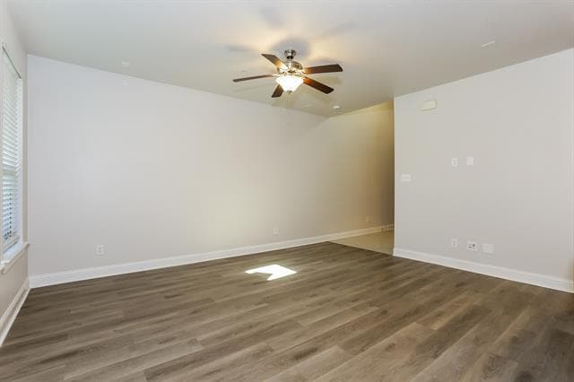 Building Photo - 1007 Brook Forest Ln