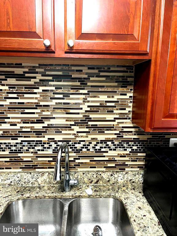 Building Photo - 7319 Granite Woods Ct