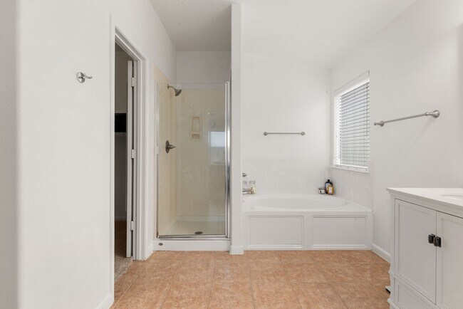 Building Photo - 26542 Marble Point Ln