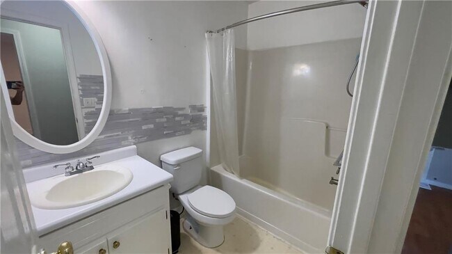 Building Photo - 2648 Morning Glory Pl NW
