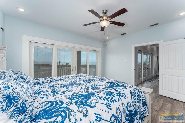 Building Photo - 133 Oleander Dr