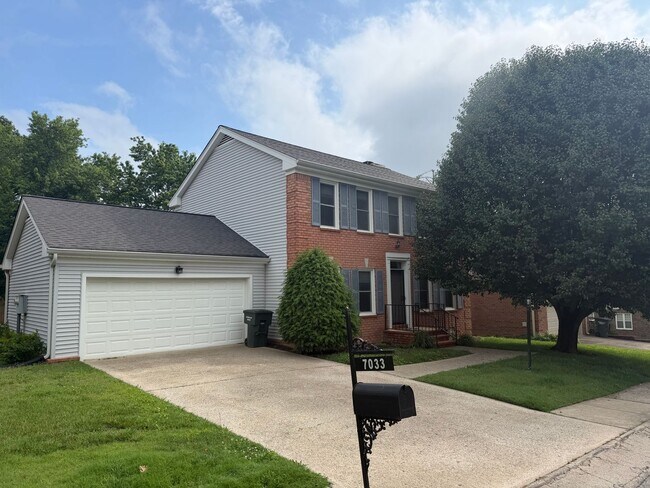 Building Photo - 7033 Northridge Dr