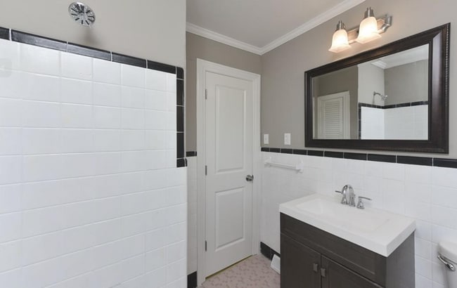 Building Photo - Newly Renovated 3 Bed 3 Bath in Desirable ...