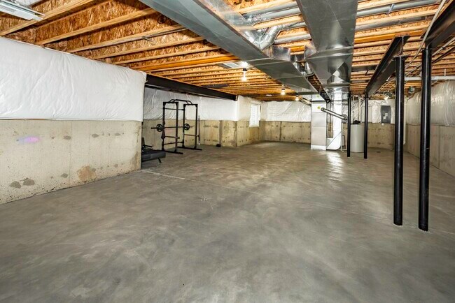 Building Photo - 50236 Amberwood Rd