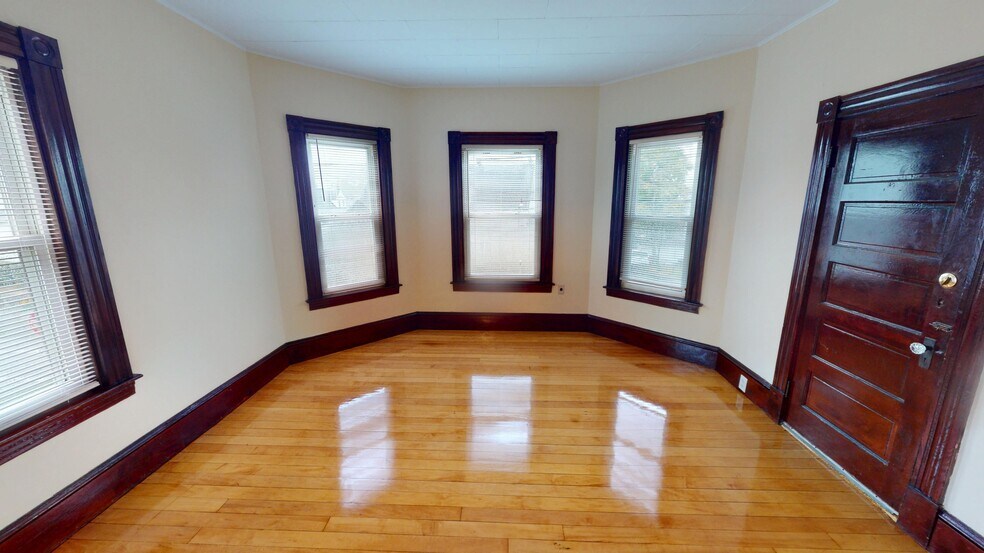 Building Photo - 245 Prospect St